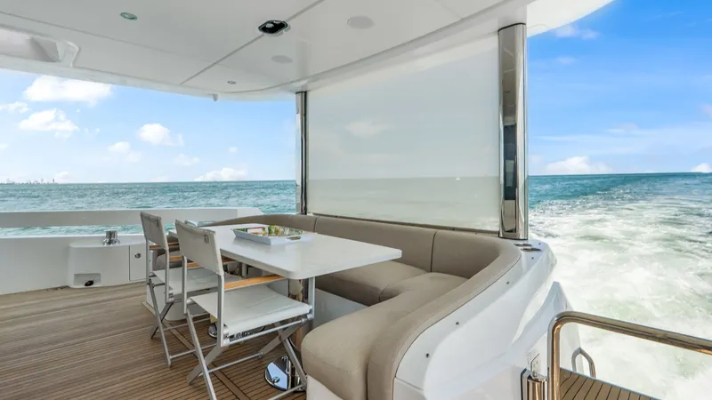 Slide: The Image of Azimut 78 FLY 2025 - 79