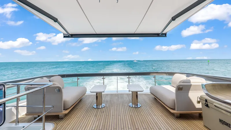 Slide: The Image of Azimut 78 FLY 2025 - 81