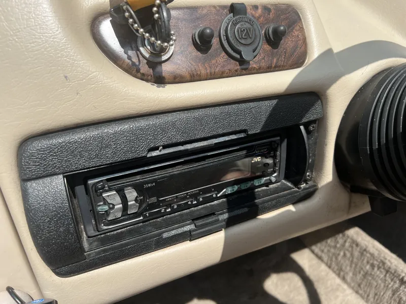 Slide: The Image of Mastercraft 225VRS 1998 - 20