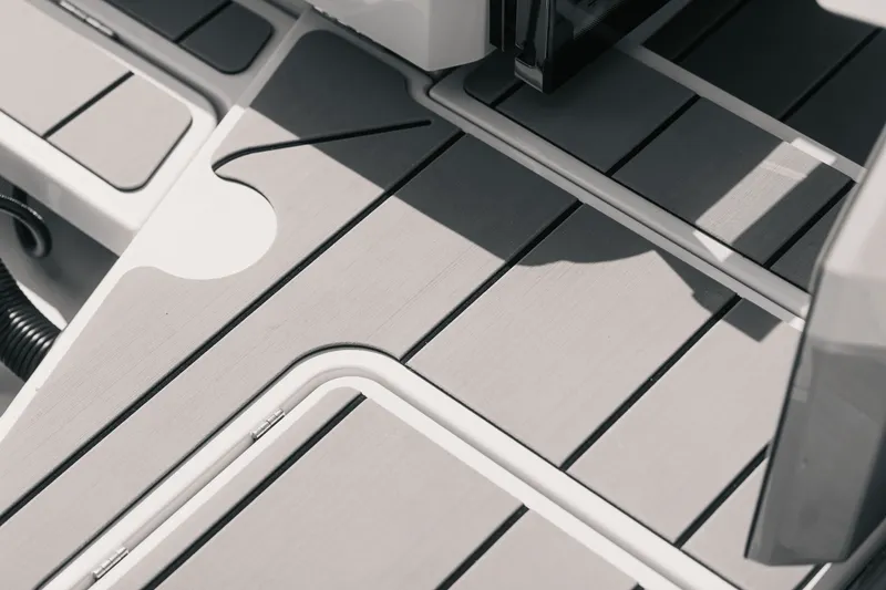 Slide: The Image of Saxdor 320 GTO 2024 - 5