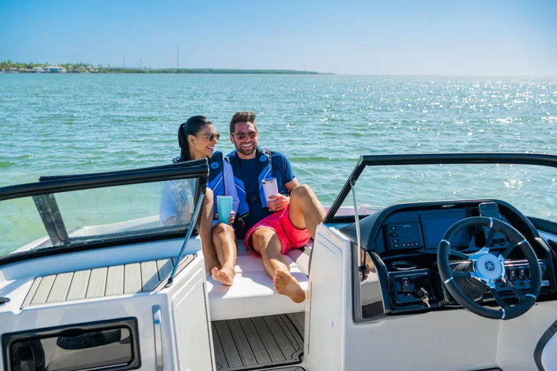 Slide: The Image of Yamaha 195S 2025 - 16