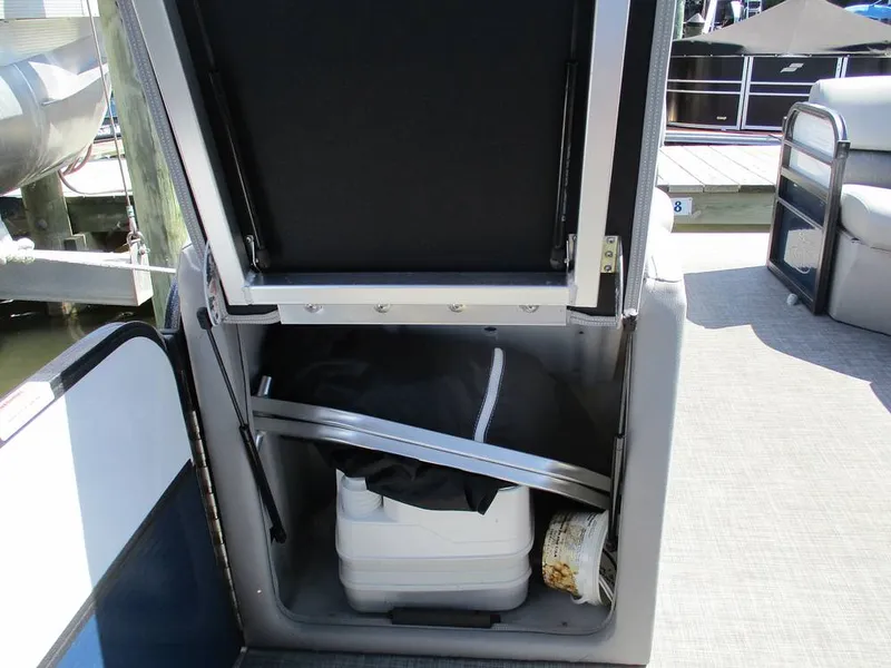 Slide: The Image of CHANGING ROOM WITH PORTA POTTI - 16623291