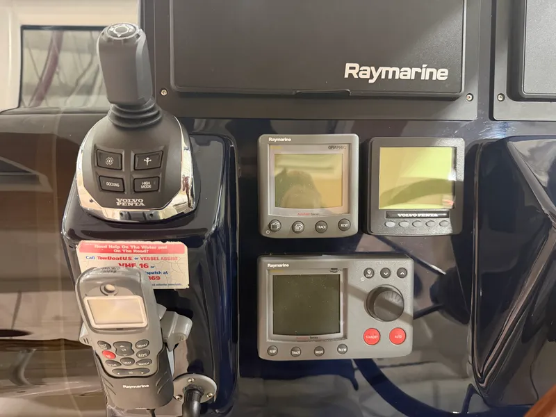 Slide: The Image of Tiara 4300 SOVRAN 2008 - 14