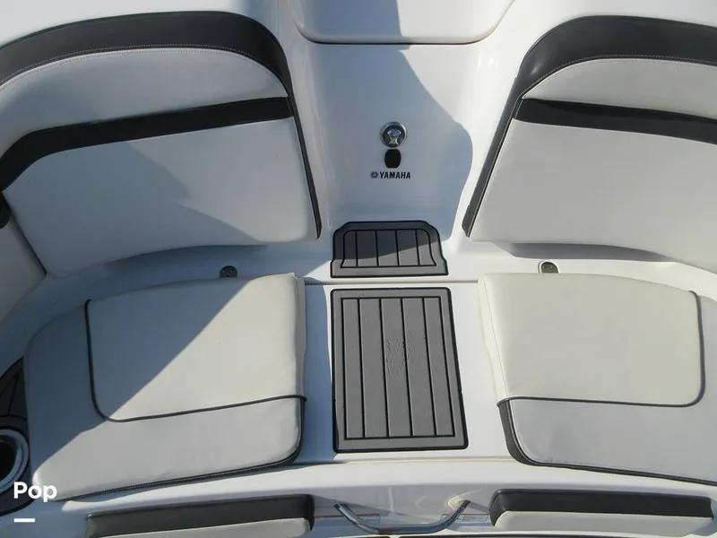 Slide: The Image of Yamaha 242 Limited S 2019 - 16654483
