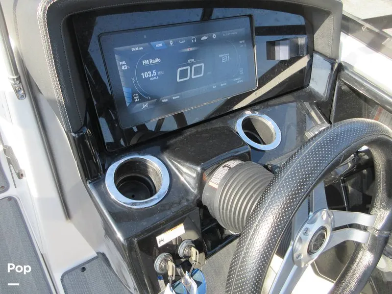 Slide: The Image of Yamaha 242 Limited S 2019 - 16654476