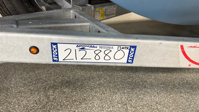 Slide: The Image of Boston Whaler 170 Montauk 2026 - 59