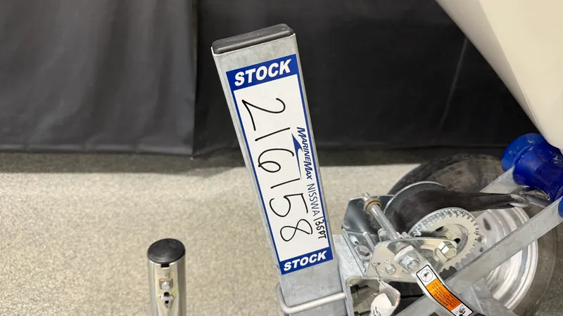 Slide: The Image of Boston Whaler 130 Super Sport 2026 - 48