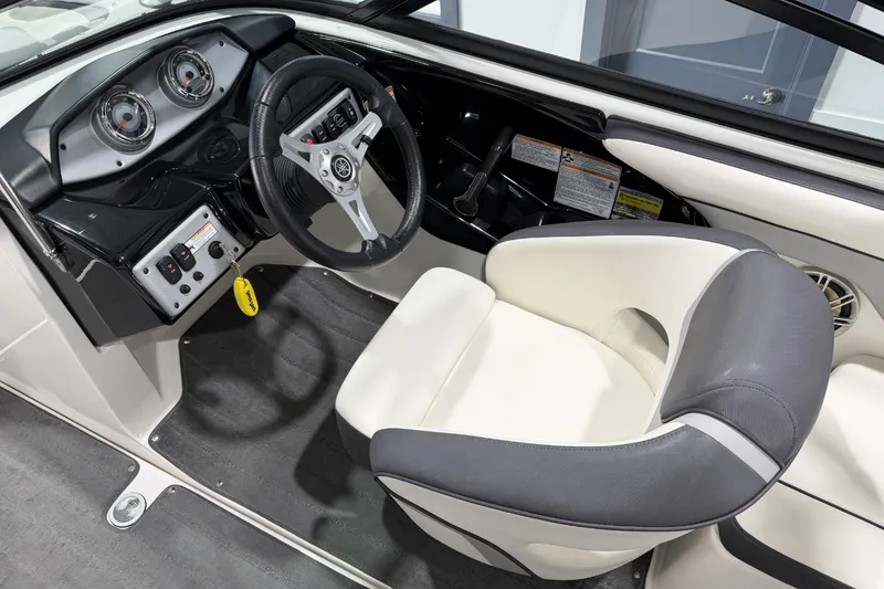 Slide: The Image of Yamaha AR192 2015 - 10