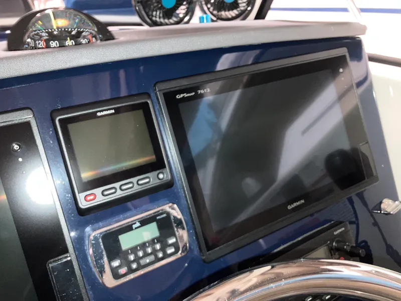 Slide: The Image of Pursuit DC 325 Dual Console 2016 - 26