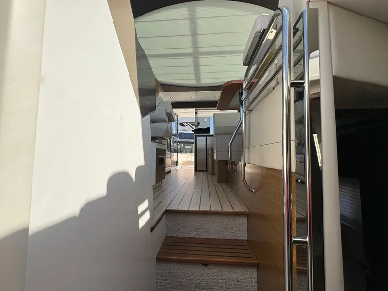 Slide: The Image of Cruisers 450 CANTIUS 2015 - 12