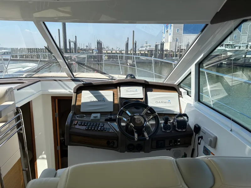 Slide: The Image of Cruisers 450 CANTIUS 2015 - 19