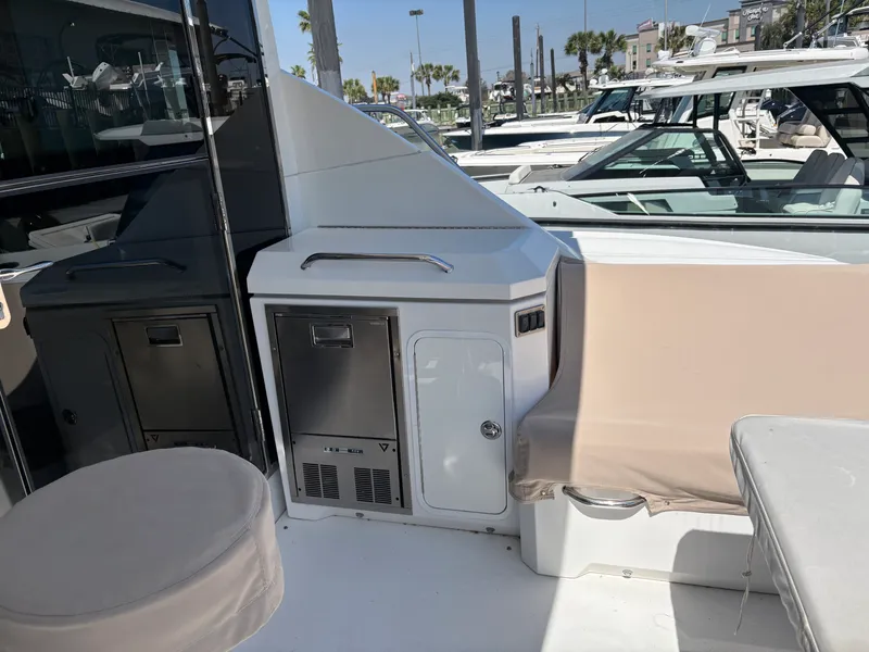 Slide: The Image of Cruisers 450 CANTIUS 2015 - 24