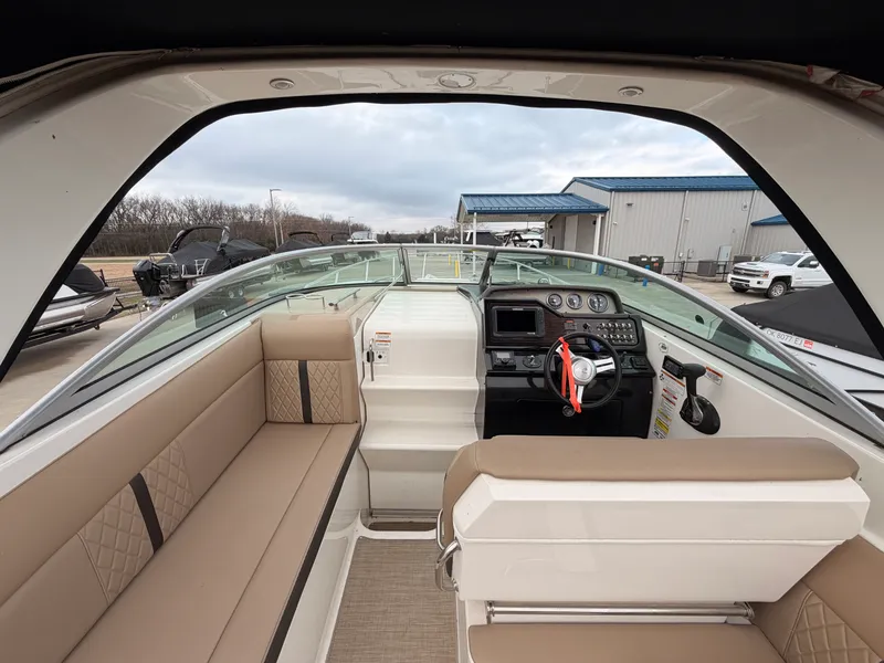 Slide: The Image of Sea Ray 260 SUNDANCER 2017 - 8