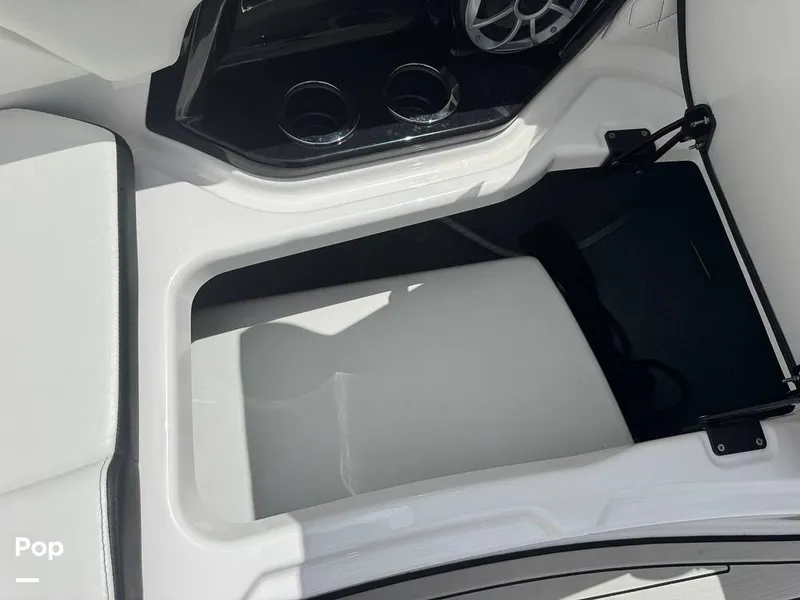 Slide: The Image of Yamaha 252S 2025 - 16639620