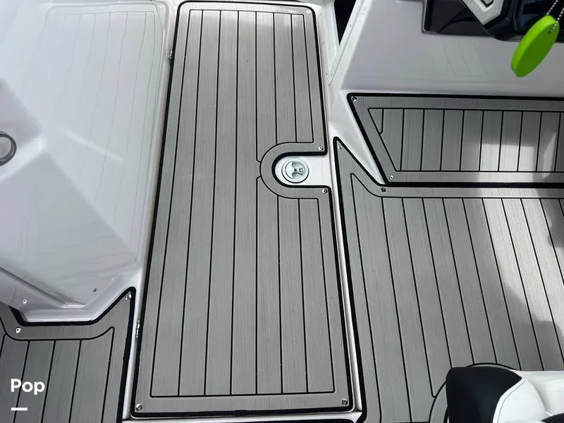 Slide: The Image of Yamaha 252S 2025 - 16639642