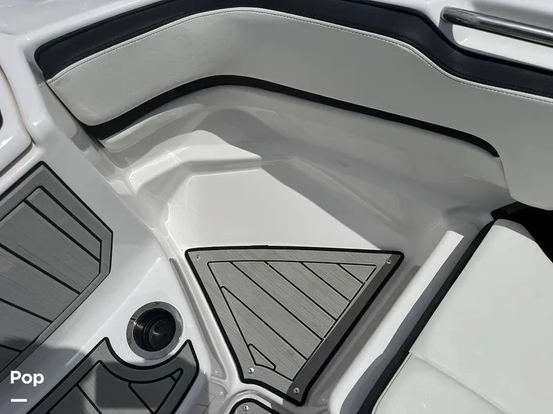 Slide: The Image of Yamaha 252S 2025 - 16639617