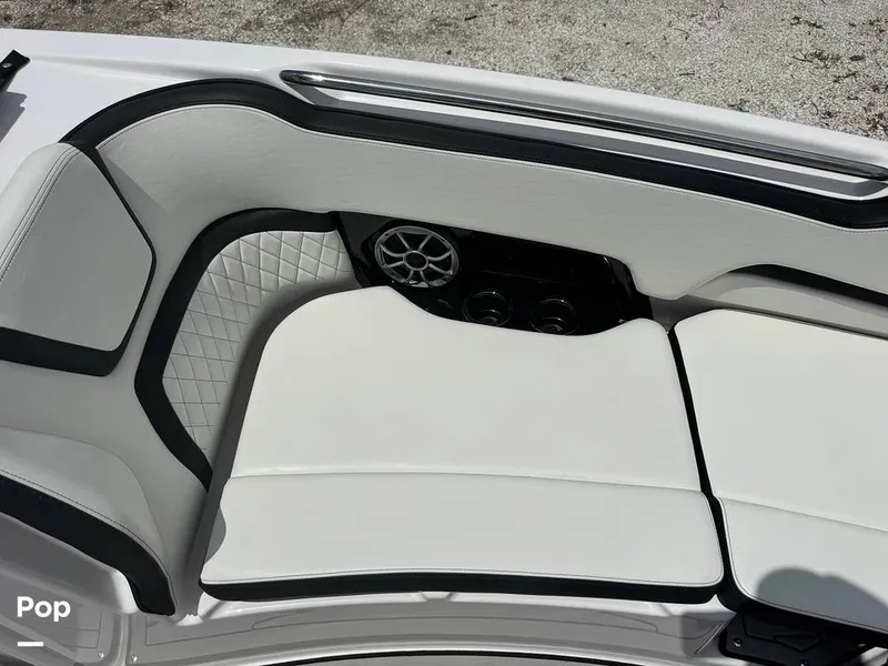 Slide: The Image of Yamaha 252S 2025 - 16639614