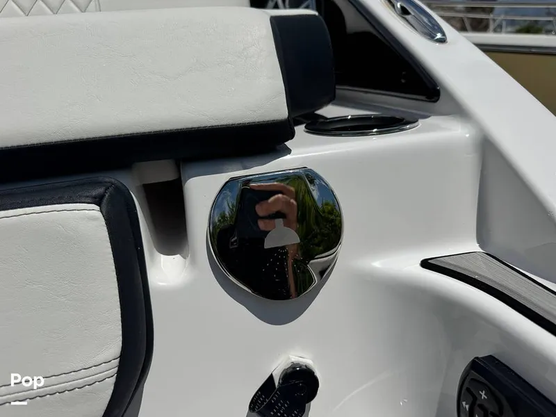 Slide: The Image of Yamaha 252S 2025 - 16639595