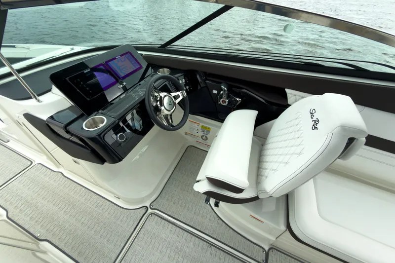 Slide: The Image of Sea Ray SLX 260 Outboard 2026 - 11