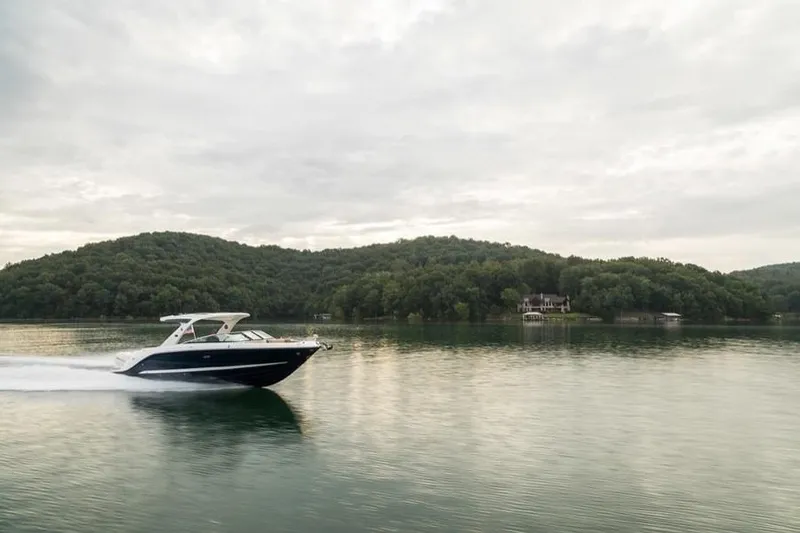Slide: The Image of Sea Ray SLX 310 Outboard 2026 - 3