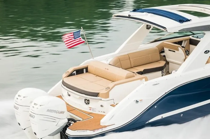 Slide: The Image of Sea Ray SLX 310 Outboard 2026 - 4