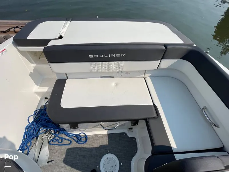 Slide: The Image of Bayliner VR5 BR 2021 - 16664723