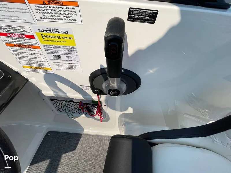 Slide: The Image of Bayliner VR5 BR 2021 - 16664732