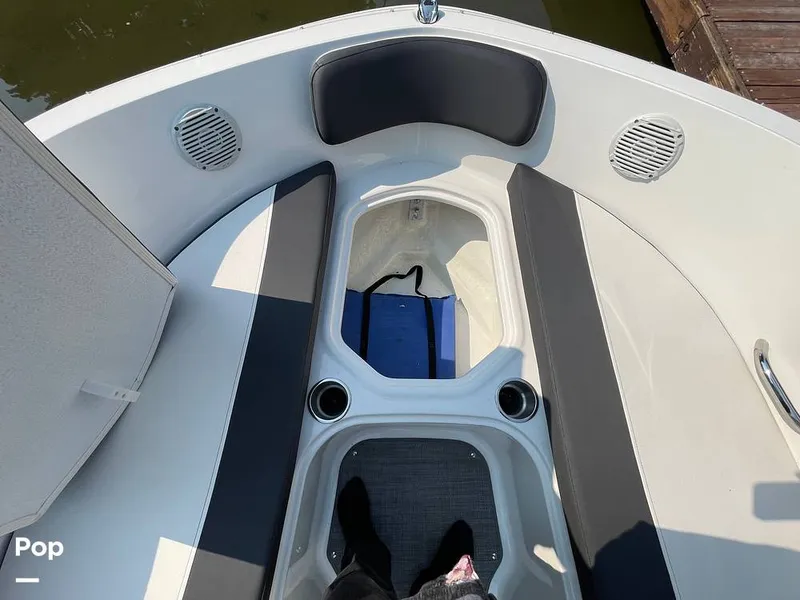 Slide: The Image of Bayliner VR5 BR 2021 - 16664721
