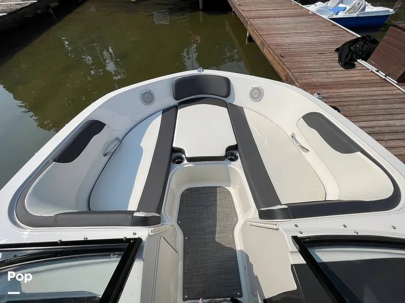Slide: The Image of Bayliner VR5 BR 2021 - 16664718