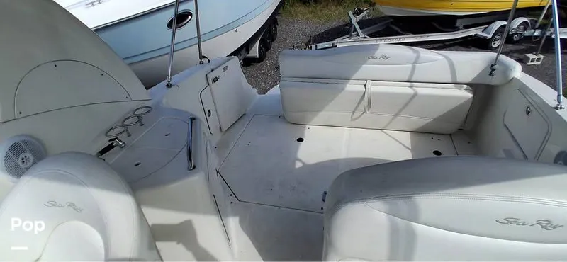 Slide: The Image of Sea Ray 280 Sundancer 2004 - 16612991