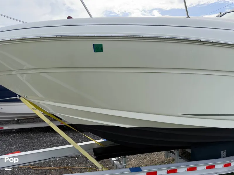 Slide: The Image of Sea Ray 280 Sundancer 2004 - 16628503