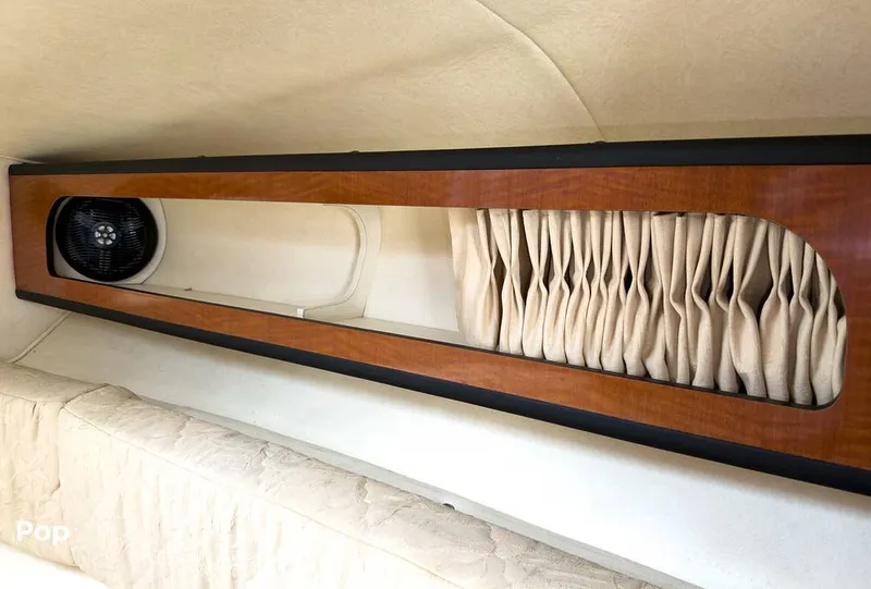 Slide: The Image of Sea Ray 280 Sundancer 2004 - 16627887