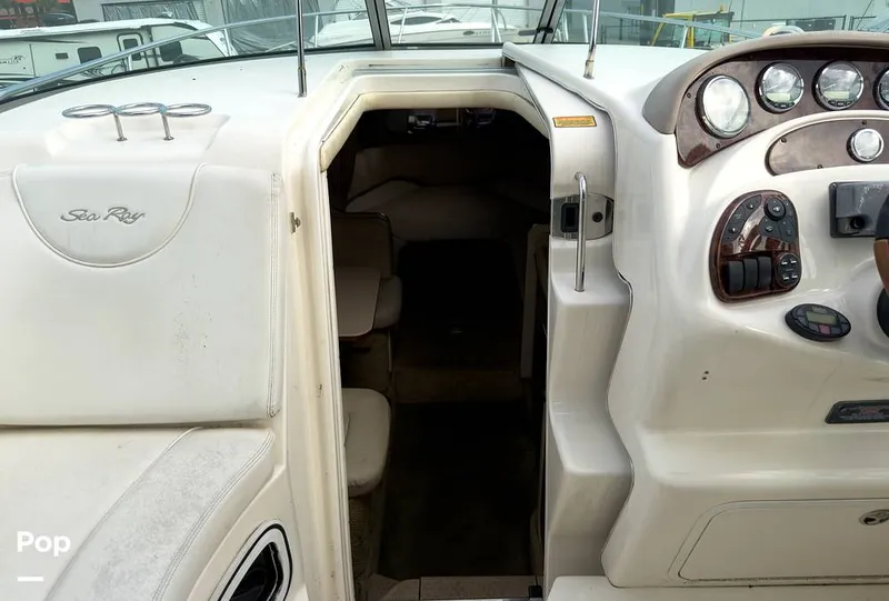 Slide: The Image of Sea Ray 280 Sundancer 2004 - 16627864