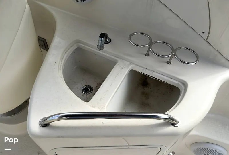 Slide: The Image of Sea Ray 280 Sundancer 2004 - 16627845