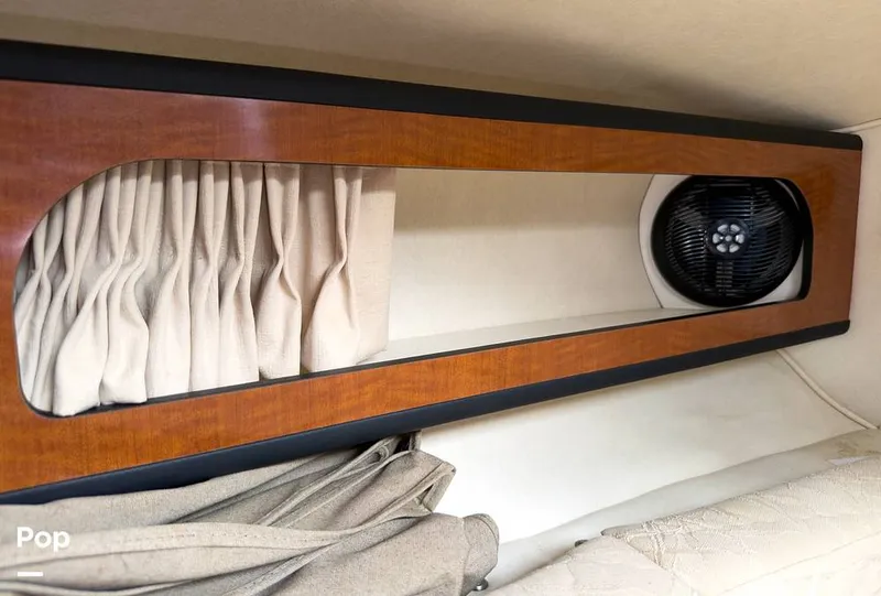 Slide: The Image of Sea Ray 280 Sundancer 2004 - 16627885