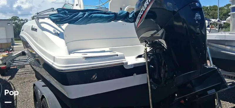 Slide: The Image of Hurricane Sundeck Sport 192 2022 - 16613025