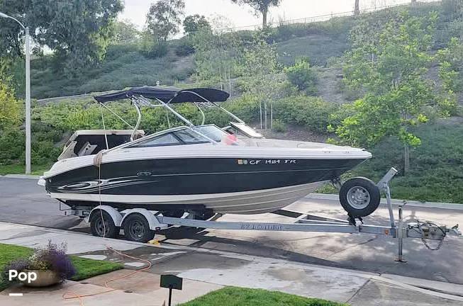 The Image of Sea Ray 240 Select 2005 - 16615911