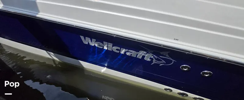 Slide: The Image of Wellcraft CCF 32 2004 - 16637360