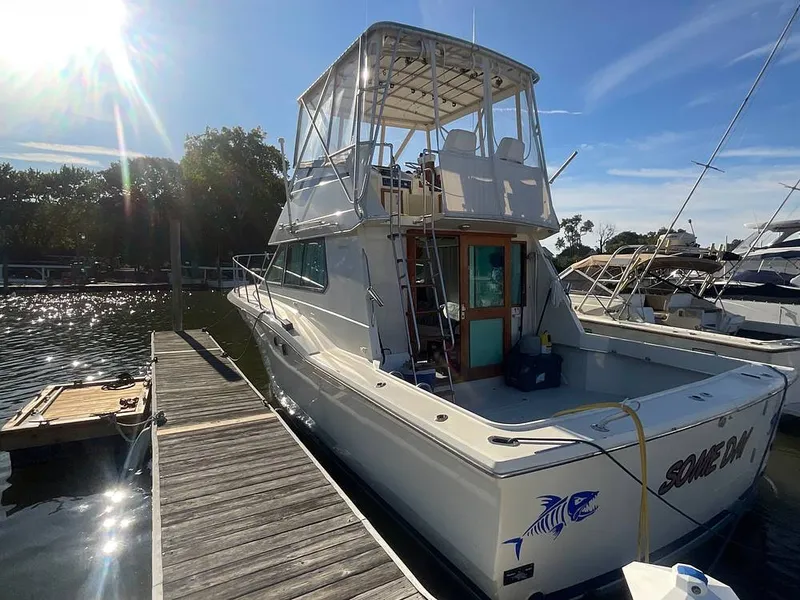 Slide: The Image of Hatteras 36 Convertible 1985 - 16619597