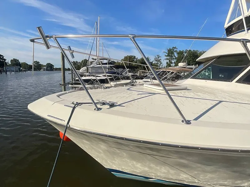 Slide: The Image of Hatteras 36 Convertible 1985 - 16619593