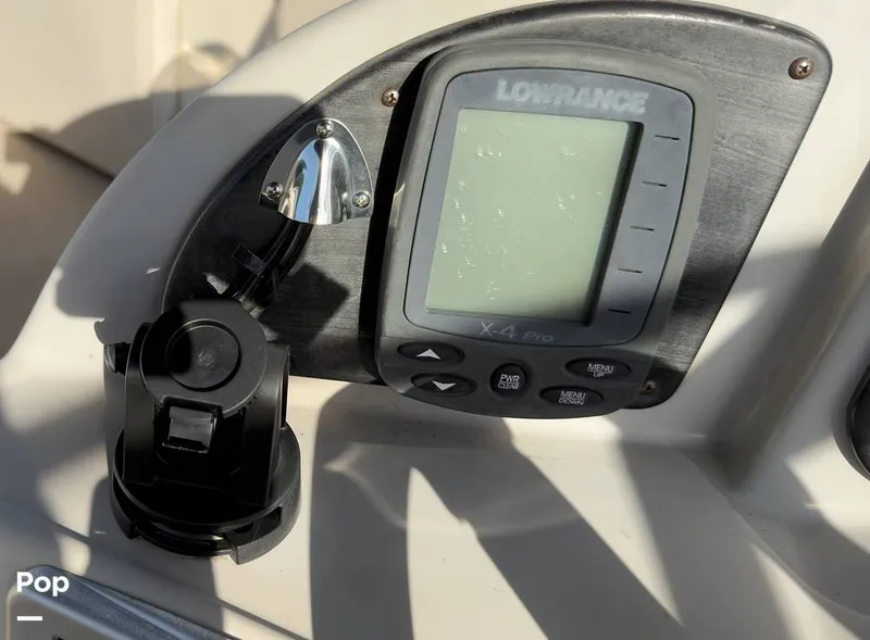 Slide: The Image of GPS / Fishfinder - 16640192