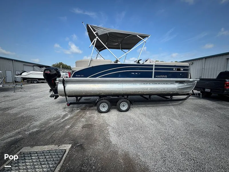 Slide: The Image of Harris 230 Cruiser 2023 - 16625884