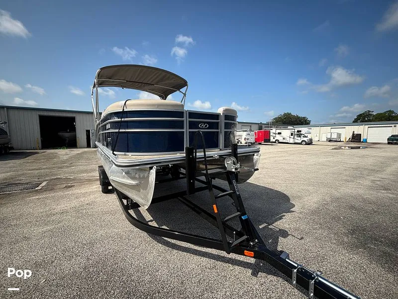 Slide: The Image of Harris 230 Cruiser 2023 - 16625890