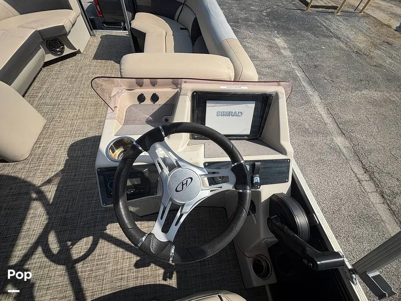 Slide: The Image of Harris 230 Cruiser 2023 - 16625916