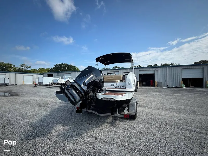 Slide: The Image of Bayliner DX2200 2023 - 16625149
