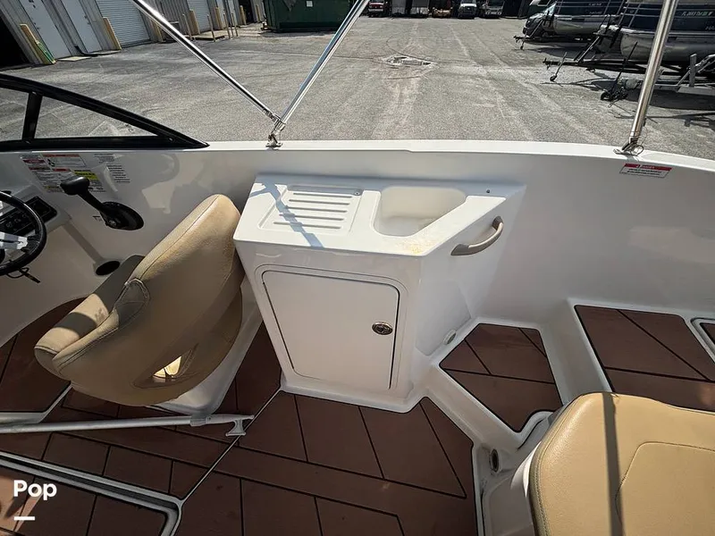 Slide: The Image of Bayliner DX2200 2023 - 16625176
