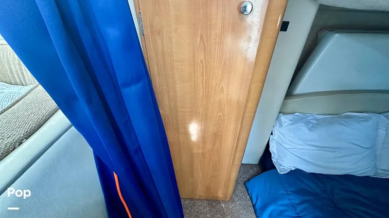 Slide: The Image of Hanging Locker - 16642779