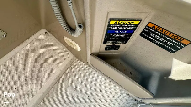 Slide: The Image of Bayliner 3055 Ciera 2002 - 16642765