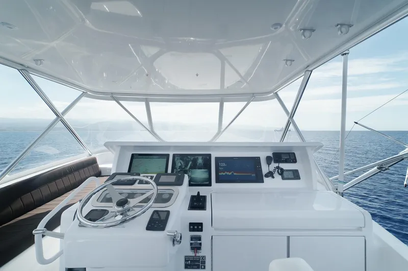 Slide: The Image of Hatteras 54 Convertible 2011 - 9