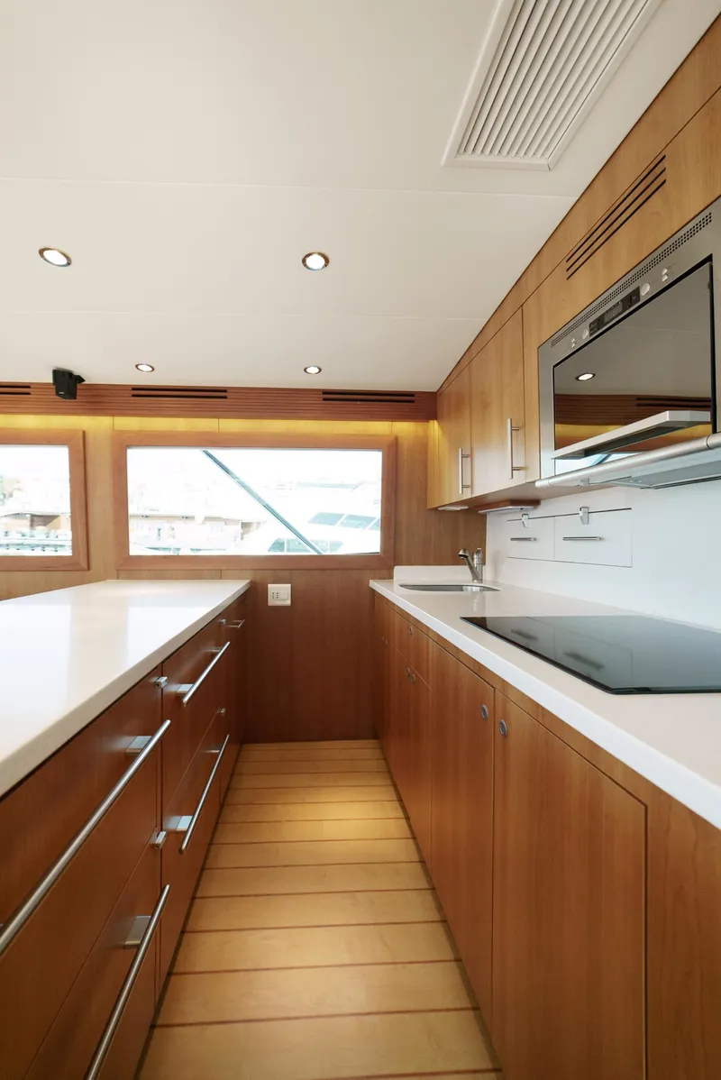 Slide: The Image of Hatteras 54 Convertible 2011 - 16